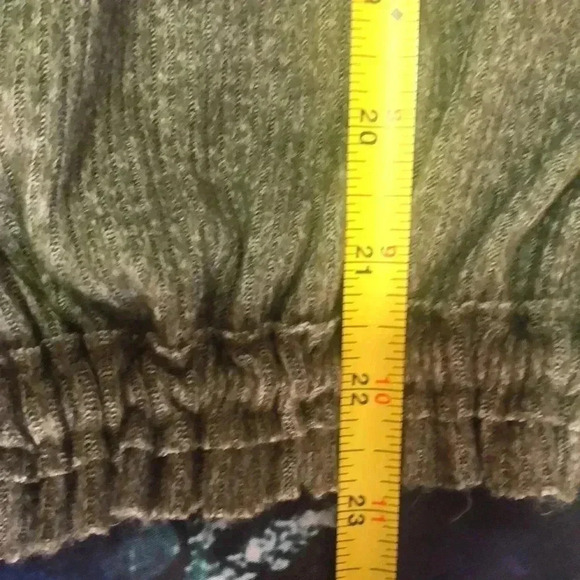 Terra & sky 1X heathered olive green top/blouse plus size - Picture 4 of 11